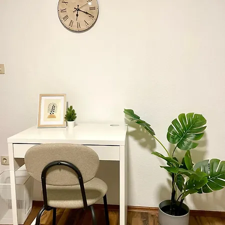 Moderne 2 Zimmerwohnung, Naehe Aachen- Niederlande- Belgien *